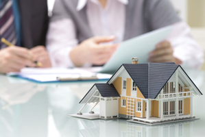 Experts predict that interest rates could drop to less than 5 per cent. Photo / Thinkstock