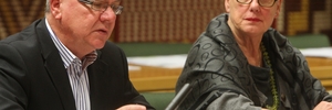 SUBMISSION TIME: Rotorua mayor Steve Chadwick, pictured with Rotorua Lakes Council chief executive Geoff Williams. PHOTO/FILE A-290514BF9