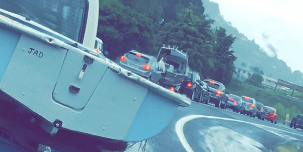Traffic builds up as people leave the Coromandel for Auckland early due to bad weather. Photo / Rhonda Matthews