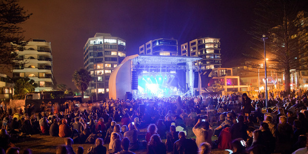 New Year's Eve partiers enjoy the music at Mount Maunganui. Photo/Andrew Warner