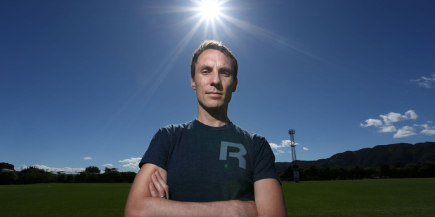 Nick Willis has his eyes on the Olympics and John Walker's mile record in 2016. Photo / Getty