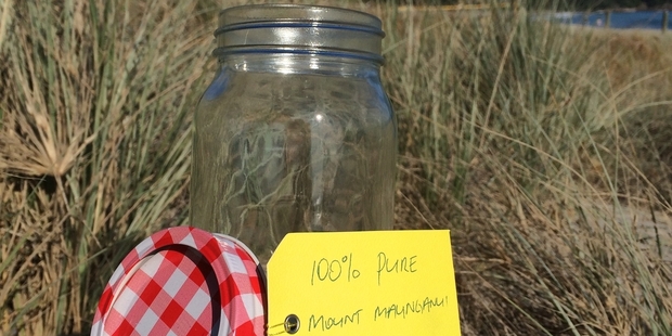 BAY SUN: The jar collecting some of the last rays of Mount Maunganui summer sunshine. PHOTO/ANGE COPSON
