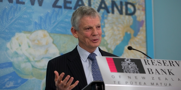 The official cash rate is likely to stay on hold at 2.5 per cent when Reserve Bank Governor Graeme Wheeler delivers his first full monetary policy statement of the year. Photo / Mark Mitchell