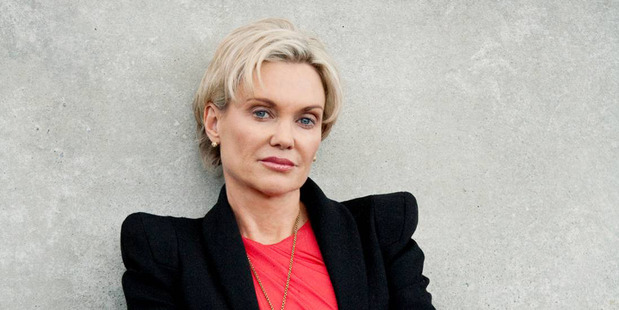 Louise Wallace in a guest starring role in Shortland Street.