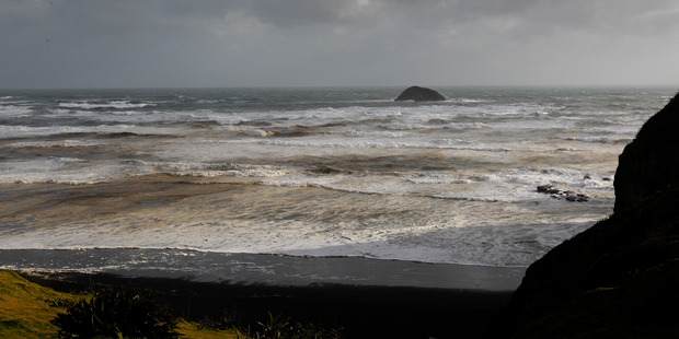 An ambulance and rescue helicopter service was called to the scene. Photo of Muriwai Beach / Sarah Ivey