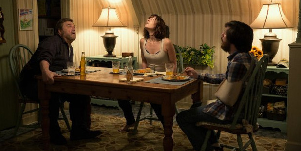 John Goodman, Mary Elizabeth Winstead and John Gallagher star in the movie 10 Cloverfield Lane.