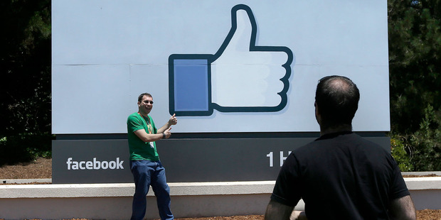 The sign outside Facebook's California headquarters - do the world's biggest companies pay enough tax? Govt here in NZ is now indicating it might take unilateral steps on the issue, after agitation from the public and political opponents. Photo / AP