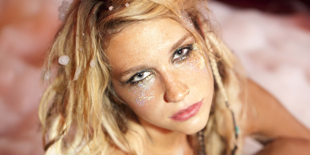 US pop singer Kesha has slammed haters and body shamers on Instagram.