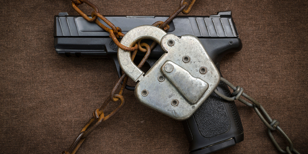The global trade in illegal firearms is estimated to be about NZ$1.5 billion per year. Photo / iStock