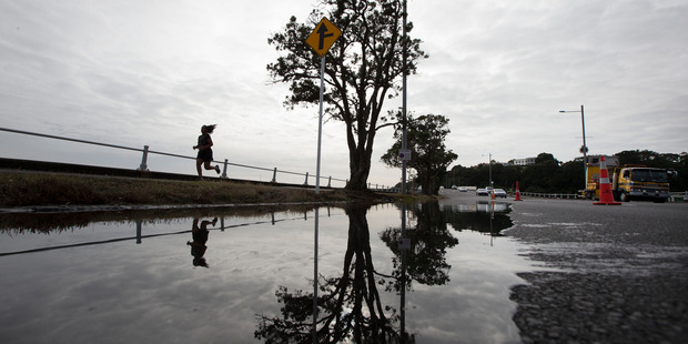 Minor flooding along Tamaki drive, caused by the king tide this morning. Photo / Brett Phibbs