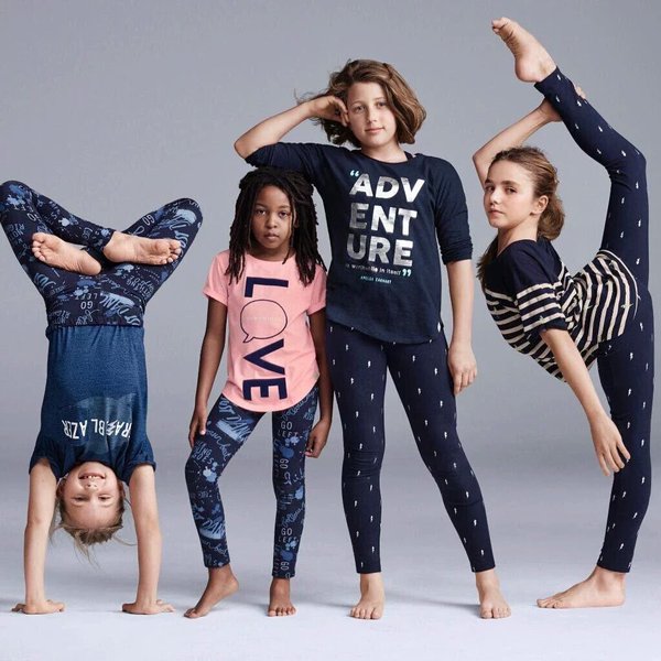 Gap pulls ad over racism claims