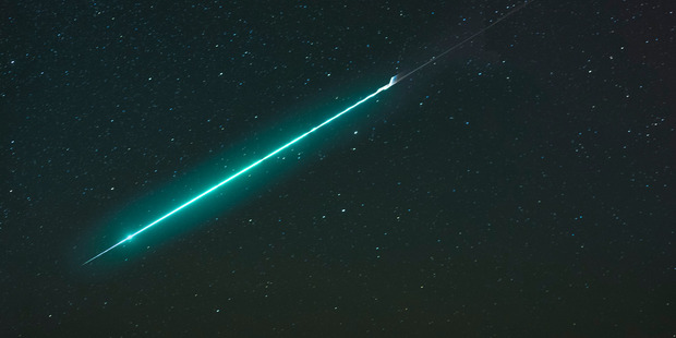The stunning meteor seen over Waikanae last night. Photo / Jono Matla