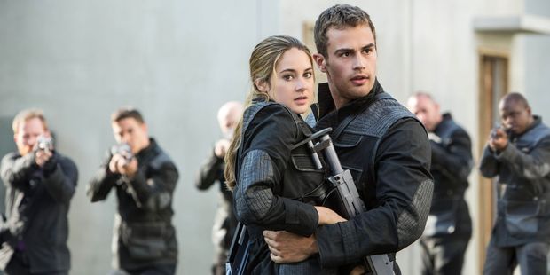 Shailene Woodley and Theo James in Divergent.
