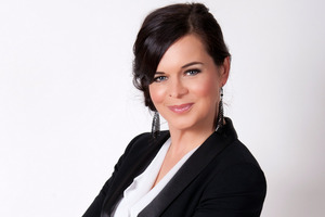 Eva Bradley.