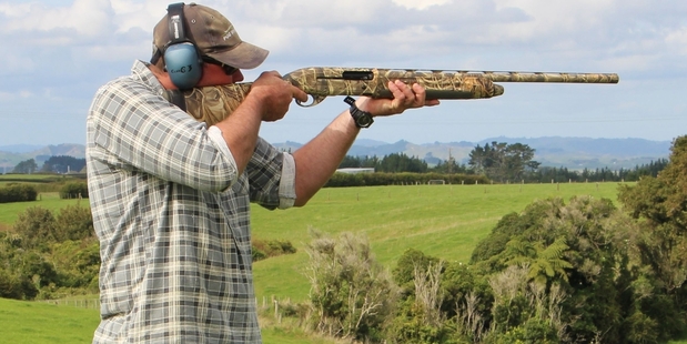 Pud Dixon eyes up his target.