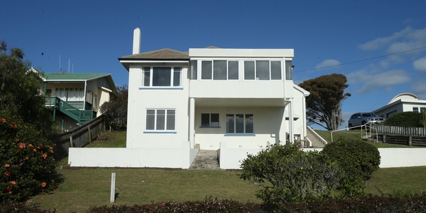 SUPERSIZE: A property in Mount Maunganui sold for $3.675 million, the most expensive non-beachfront house in Mount Maunganui to sell in the last two years.PHOTO/JOHN BORREN