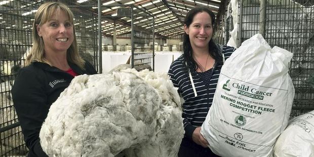 Sharyn Miller and Brenna Sharland, from the New Zealand Merino Company. Photo / New Zealand Merino Company.
