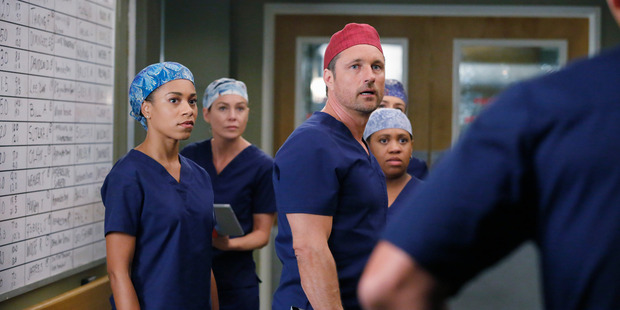 Martin Henderson returns to the hospital set in Grey's Anatomy.