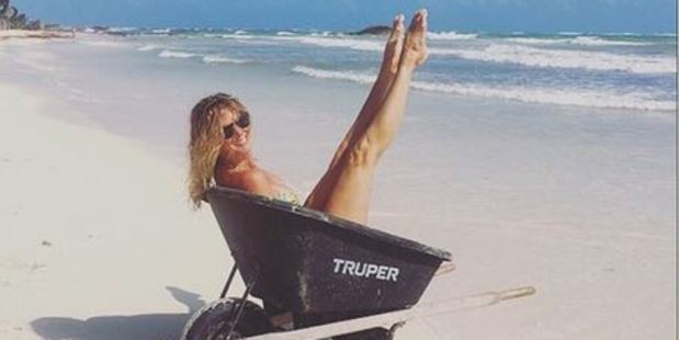 Rachel Hunter kicks her feet up in Tulum. Photo / Instagram