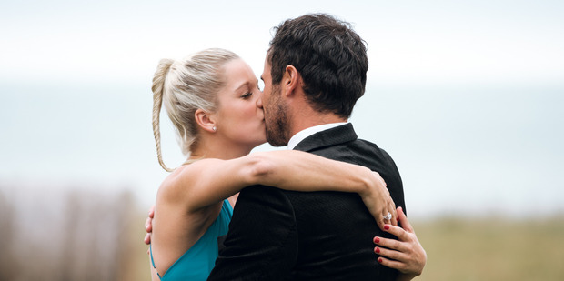 More than 430,000 Kiwis tuned in to watch The Bachelor NZ final last night.