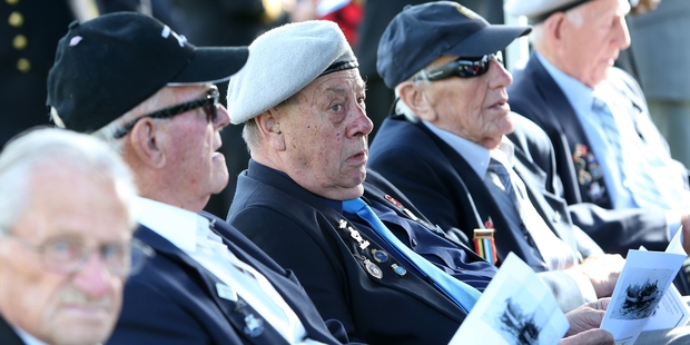 Ken "Smudge" Smith of Onerahi, centre, at the 75th anniversary ceremony for HMS Puriri.