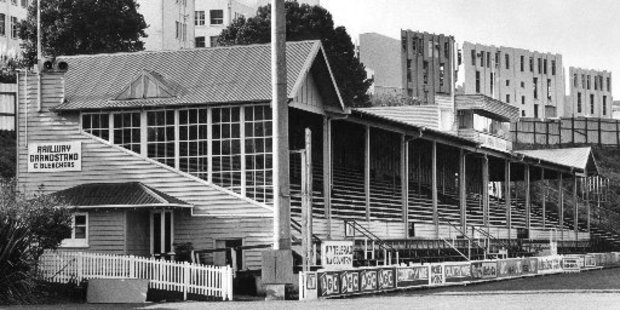 The old Railway Grandstand at Carlaw Park in 1985. Photo / NZ Herald