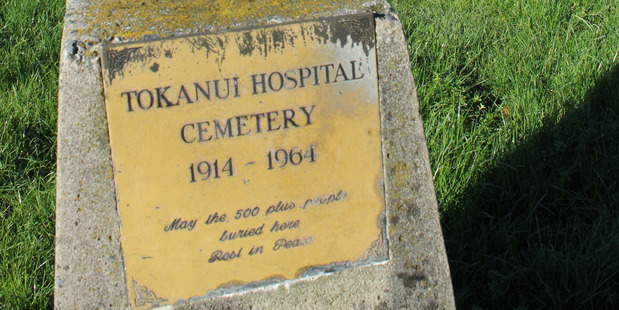 A plaque marks the area where more than 500 patients from Tokanui Psychiatric Hospital were buried from 1914 to 1964. Photo / Supplied