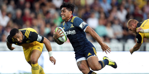 Malakai Fekitoa of the Highlanders on the attack. Photo / Getty Images