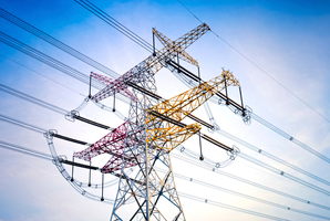 Vector spokeswoman Sandy Hodge said the line is down in Konini Rd and crews are working to isolate the broken line and back-feed the electricity through other lines. Photo / iStock