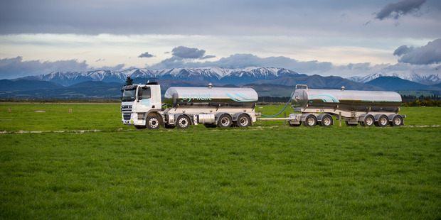Synlait's forecast milk price for the current 2015/2016 has been revised to $3.90 kg - level with Fonterra's milk price.