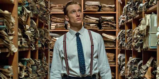Alexander Fehling as Johann Radmann in the movie Labyrinth of Lies.