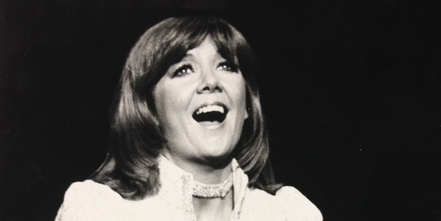 Cilla Black on stage at the Auckland Town Hall, 1971. Photo / NZH