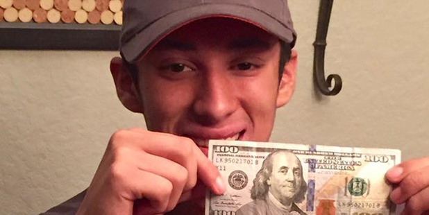 Matthew's kindhearted gesture was noticed by a stranger, who gave him a US$100 note as a reward. Photo / Facebook/Michelle Resendez