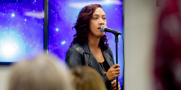 Ria Hall performs at the Tauranga Hospital for staff members. Photo/Ruth Keber
