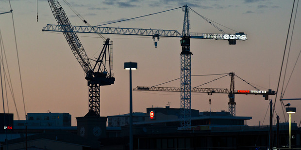 New apartment buildings are going up quickly in Auckland - but plans for 28 blocks with 1900 units have been abandoned over the past year. Photo / NZ Herald