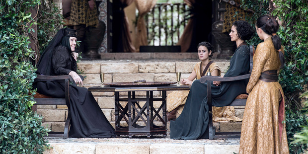 Olenna Tyrell met with the Sand Snakes of Dorne.