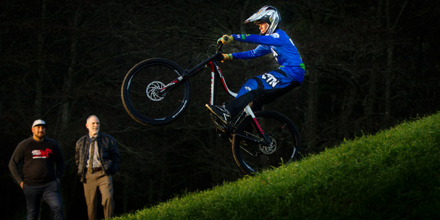 Tak Mutu, Dave Donaldson and rider Tuhoto-Ariki Pene are excited by the Cycling NZ proposal. PHOTO/STEPHEN PARKER