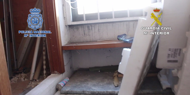 Spanish Civil Guard video showing the interior of an apartment in Madrid where a 19 year old British boy was held against his will by his father.