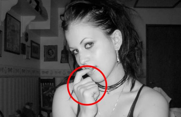 Revealed: The woman appears to have an extra finger. Photo / Imgur