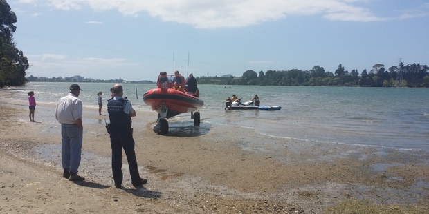 Tauranga Coastguard rescues a family who were stuck at sea. Photo/Allison Hess