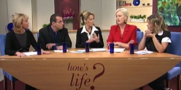A scene from How's Life featuring panelists Suzanne Paul, Paul Henry, Charlotte Dawson, Christine Rankin and Robyn Malcolm. Photo / NZ On Screen