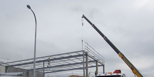 If a New Zealand steel-maker has lodged a complaint alleging dumping, our trade authorities ought to investigate it.