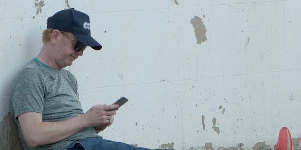 Chris Evans has apologised after being spotted urinating on the side of a motorway. Photo/Getty