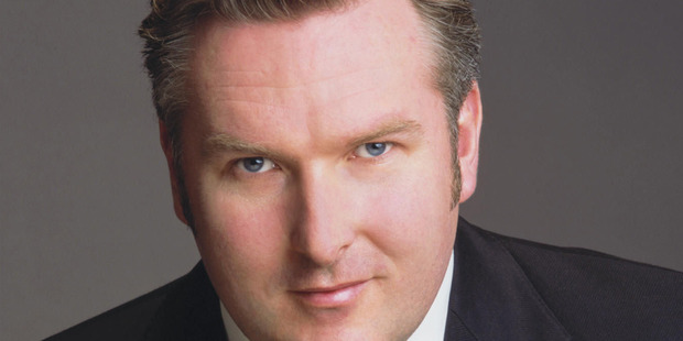 Simon O'Neill is Otello