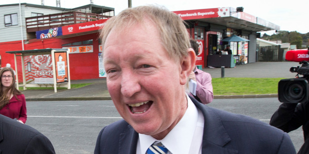 Dr Nick Smith.