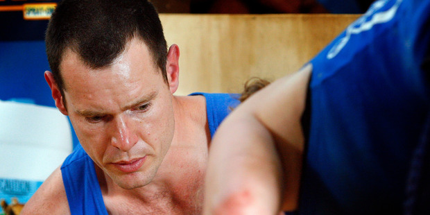 Sam Welch, pictured at a shearing competition in 2007, damaged his hand on his farm and was unable to contact emergency services for help. Photo / File