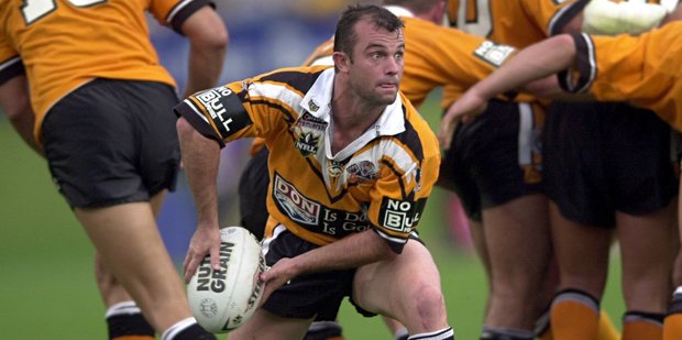 Craig Field in action for the Wests Tigers during the 2001 NRL season. Photo / Getty Images