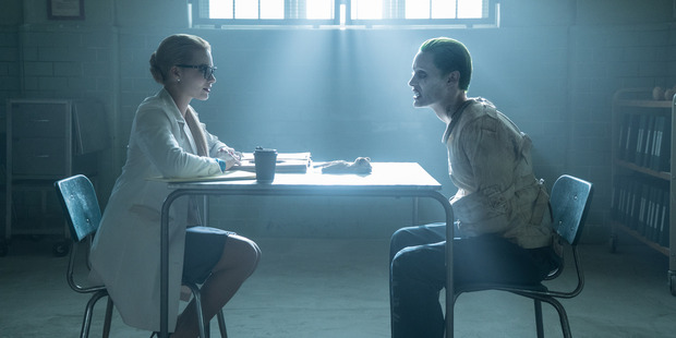 Harley Quinn (Margot Robbie) was a psychologist who fell in love with The Jokers (Jared Leto).