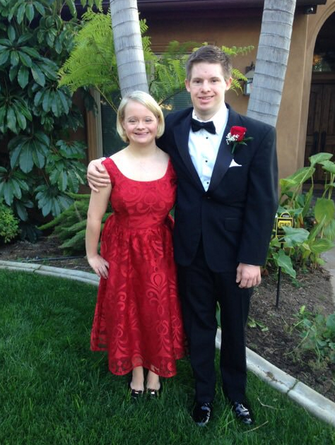 Glee star Lauren Potter and Timothy Spear are getting married. Photo / Twitter