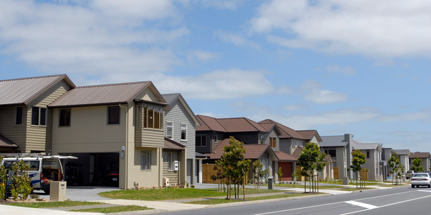 ASB Bank's quarterly report released this morning shows a sharp drop in housing confidence across the country, with a net 20pc thinking it is a bad time to buy.
Photo / Michael Craig